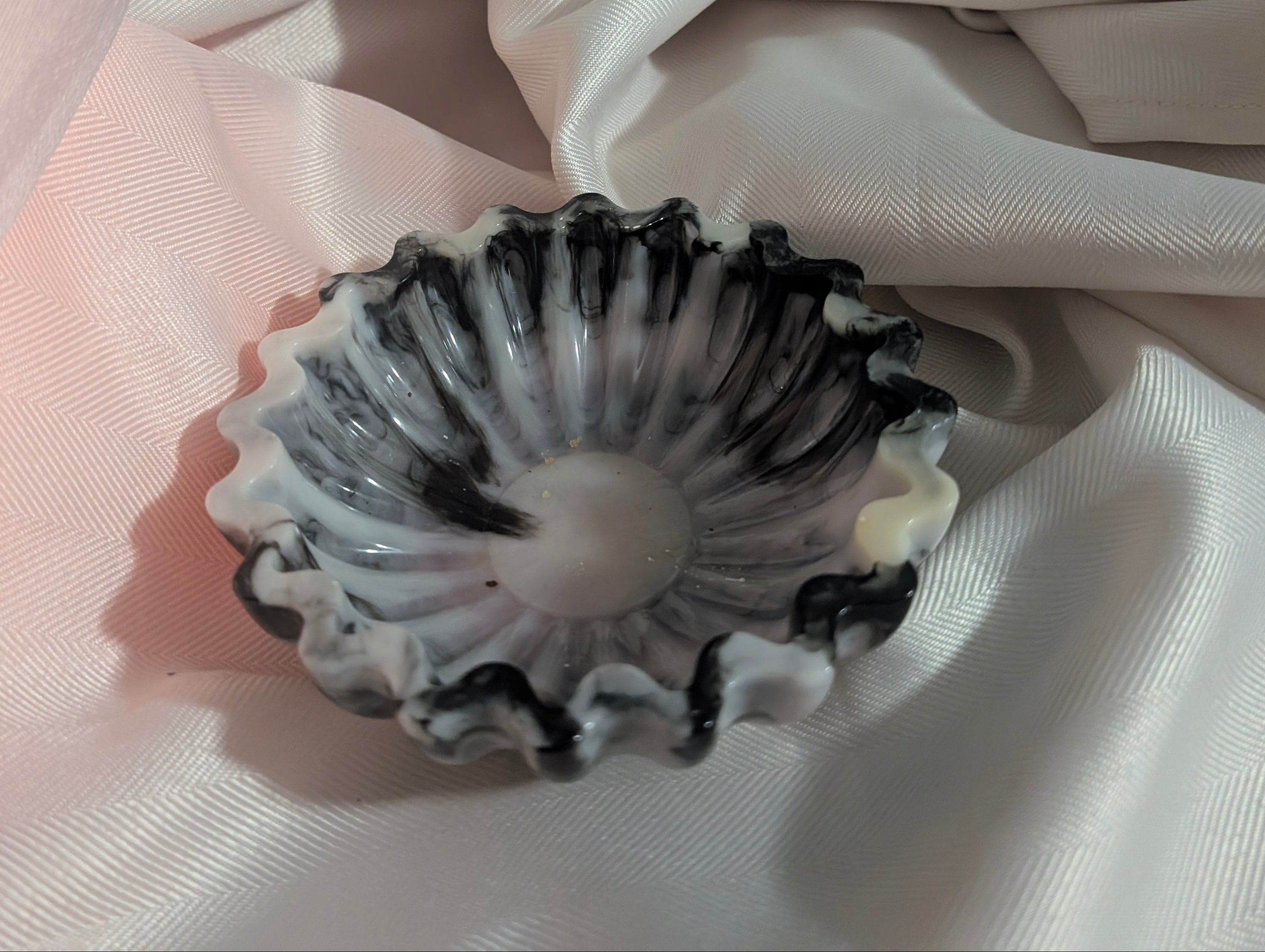 Scalloped Edge Bowl | Black & White Marble | Handmade Epoxy Resin
