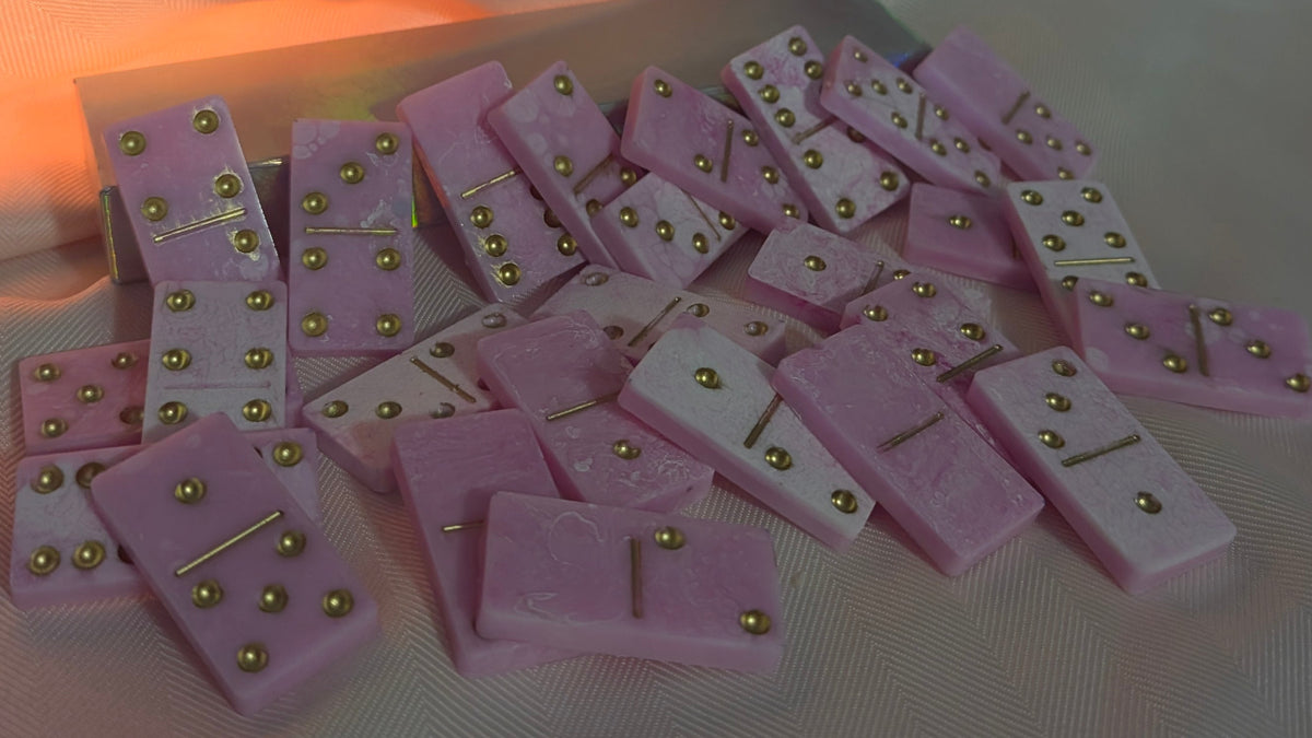 Domino Set Pink Swirl